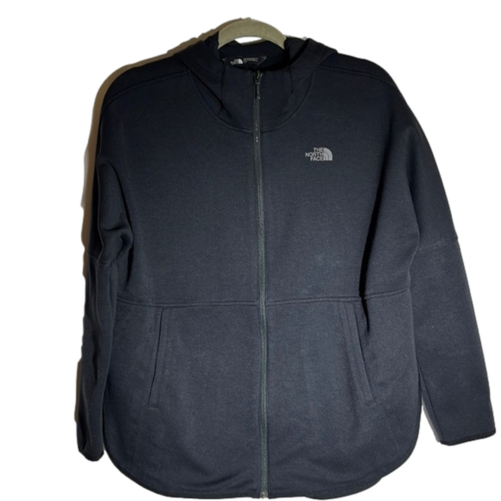 𝅺THE North Face black zip up top, size SP, in good condition